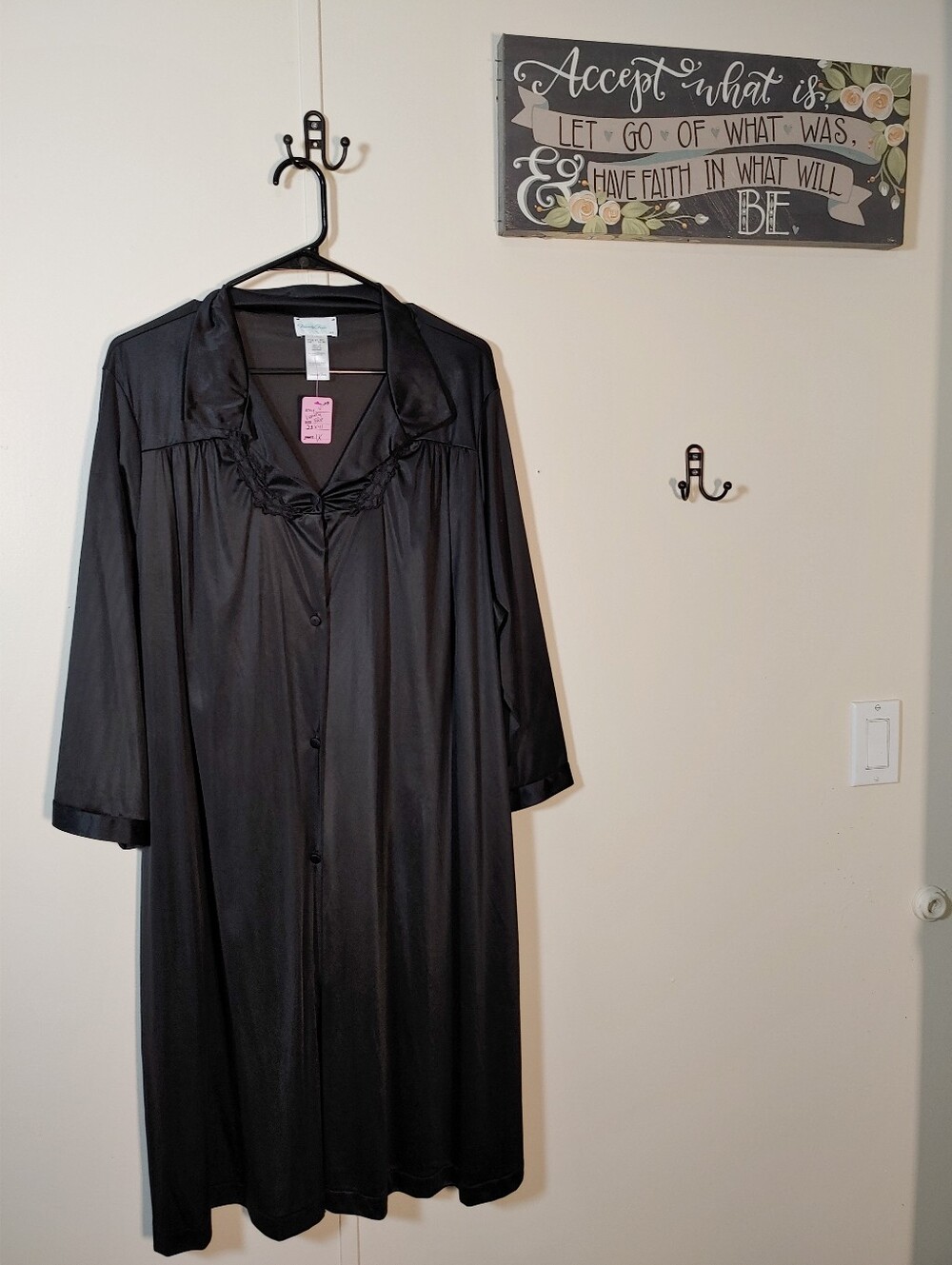 Vintage Gorgeous Vanity Fair 1X Black Button Down House Dress/Nightgown